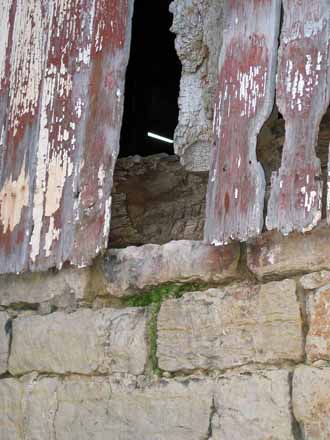 The Barn Log Photographs - August 22, 2004