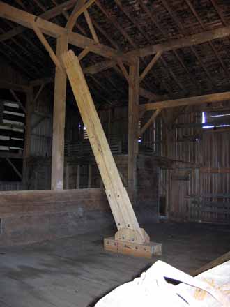 The Barn Log Photographs - September 18, 2004