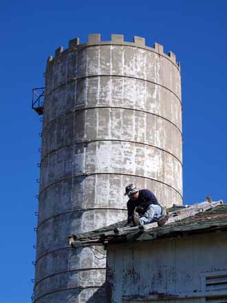 The Barn Log Photographs - October 10, 2004