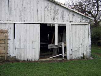 The Barn Log Photographs - November 3, 2004