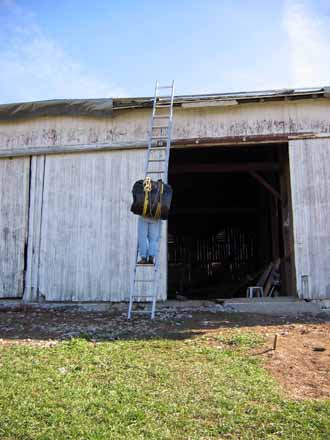 The Barn Log Photographs - November 14, 2004