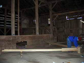 The Barn Log Photographs - November 25, 2004