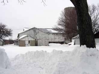 The Barn Log Photographs - December 23, 2004