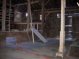 The Barn Log Photographs - December 23, 2004