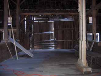 The Barn Log Photographs - December 23, 2004