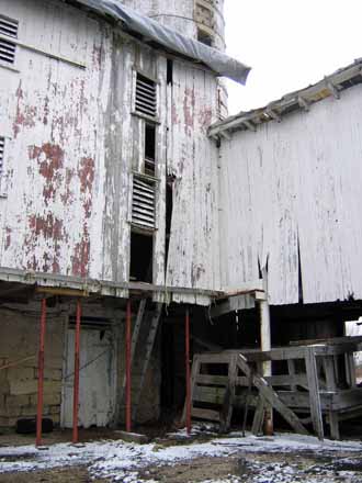 The Barn Log Photographs - February 20, 2005