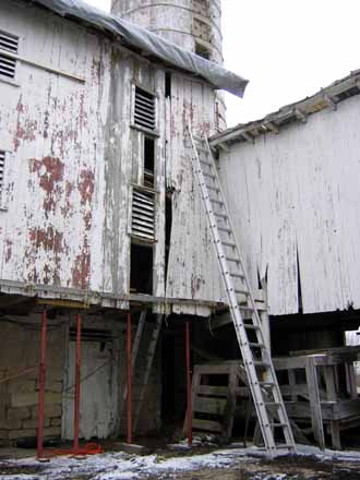 The Barn Log Photographs - February 20, 2005