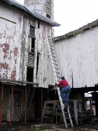 The Barn Log Photographs - February 21, 2005