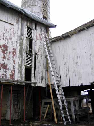 The Barn Log Photographs - February 21, 2005