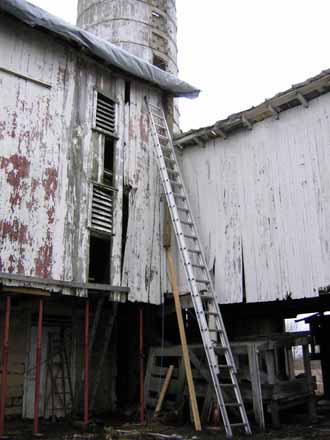 The Barn Log Photographs - February 21, 2005