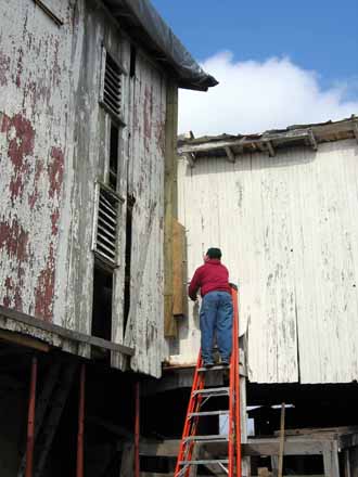 The Barn Log Photographs - February 26, 2005