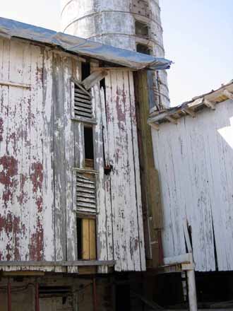 The Barn Log Photographs - April 15, 2005