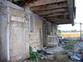 The Barn Log Photographs - October 27, 2005