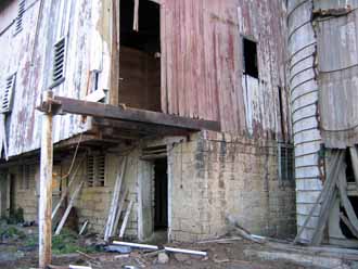 The Barn Log Photographs - October 27, 2005