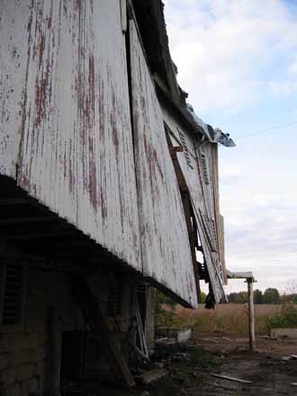 The Barn Log Photographs - October 28, 2005