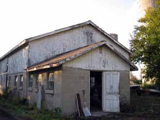 The Barn Log Photographs - November 1, 2005