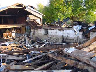 The Barn Log Photographs - November 1, 2005