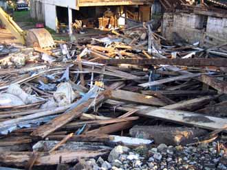 The Barn Log Photographs - November 1, 2005