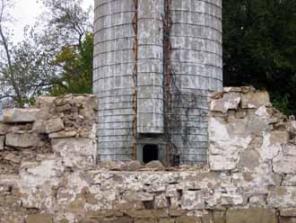 The Barn Log Photographs - November 5, 2005