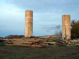 The Barn Log Photographs - November 9, 2005